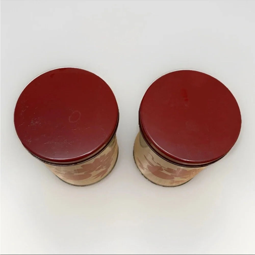 Set of 2 Vintage Metal Kitchen Canisters Grapes & Apples Red/Cream - Picture 2 of 8